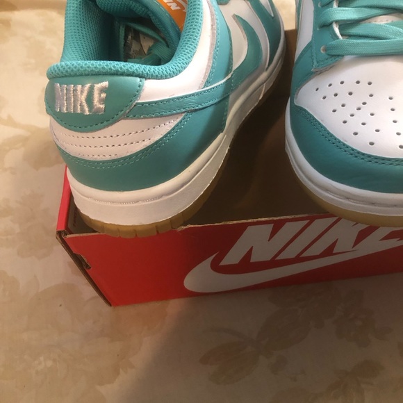 Dunk low wine sz 7 - Picture 4 of 4